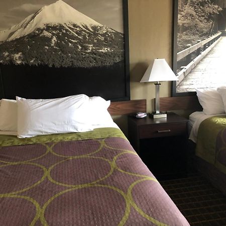Super 8 By Wyndham Corvallis Esterno foto