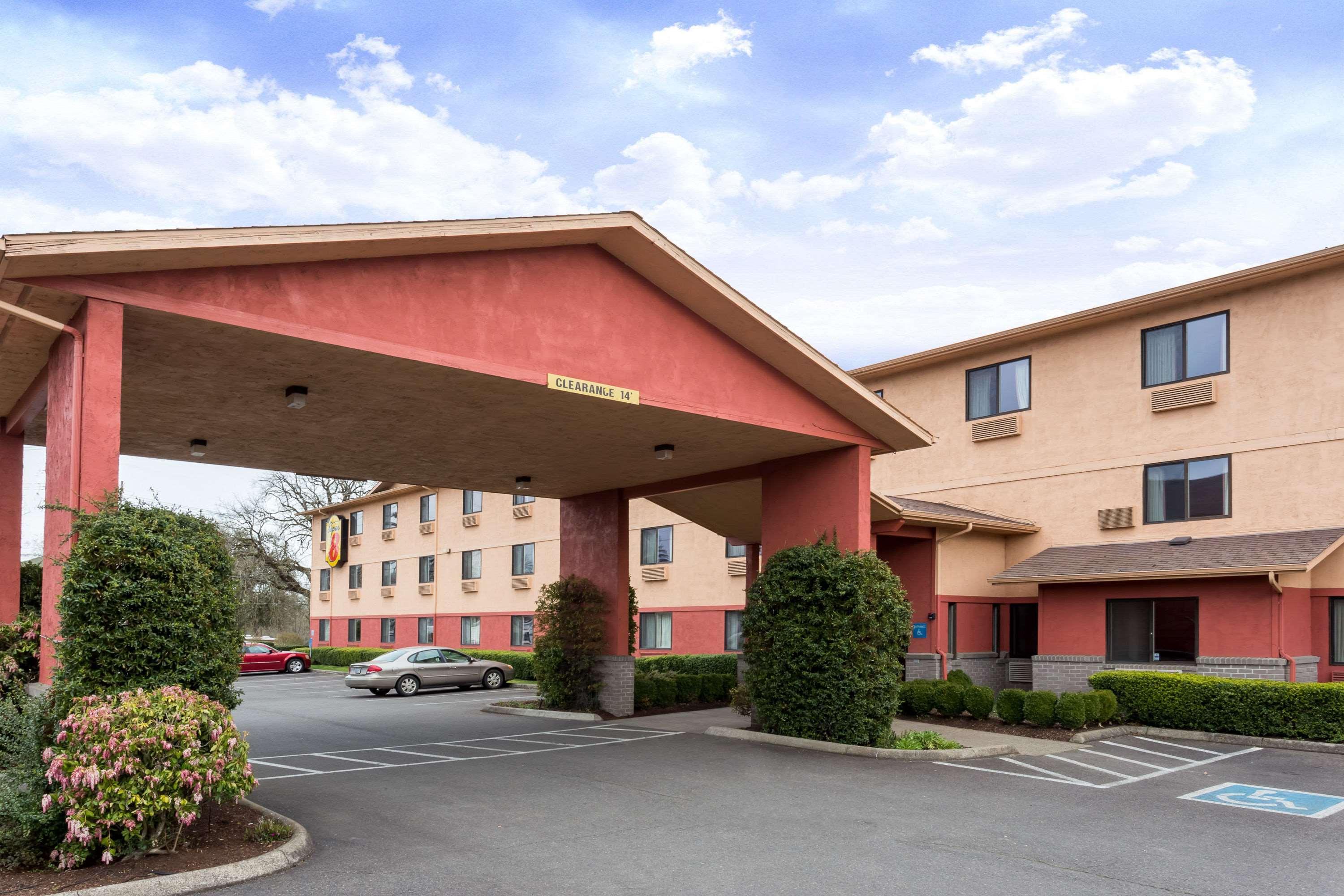Super 8 By Wyndham Corvallis Esterno foto