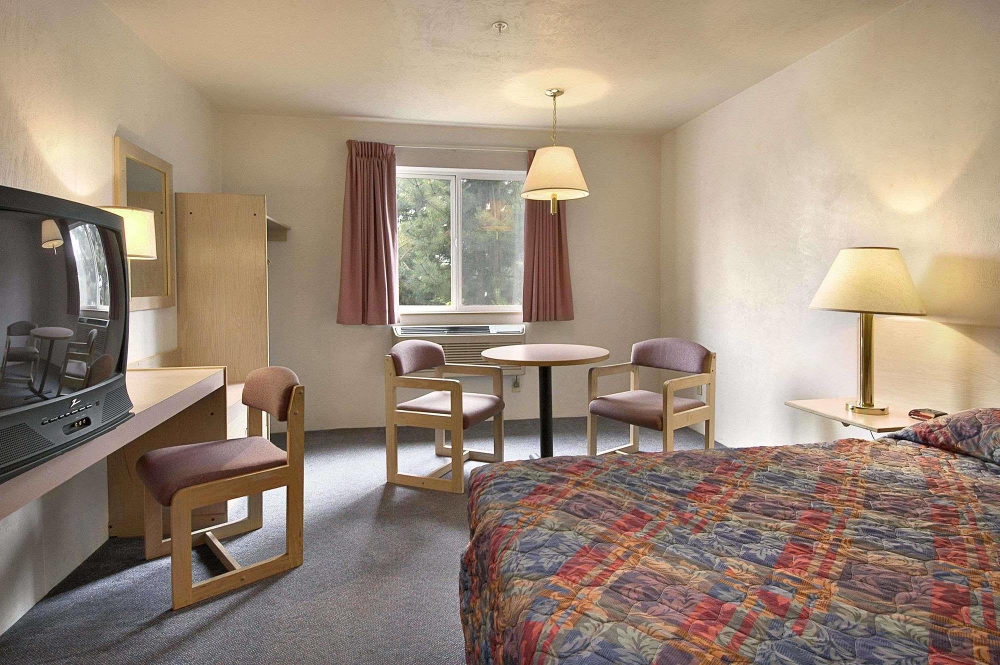 Super 8 By Wyndham Corvallis Esterno foto